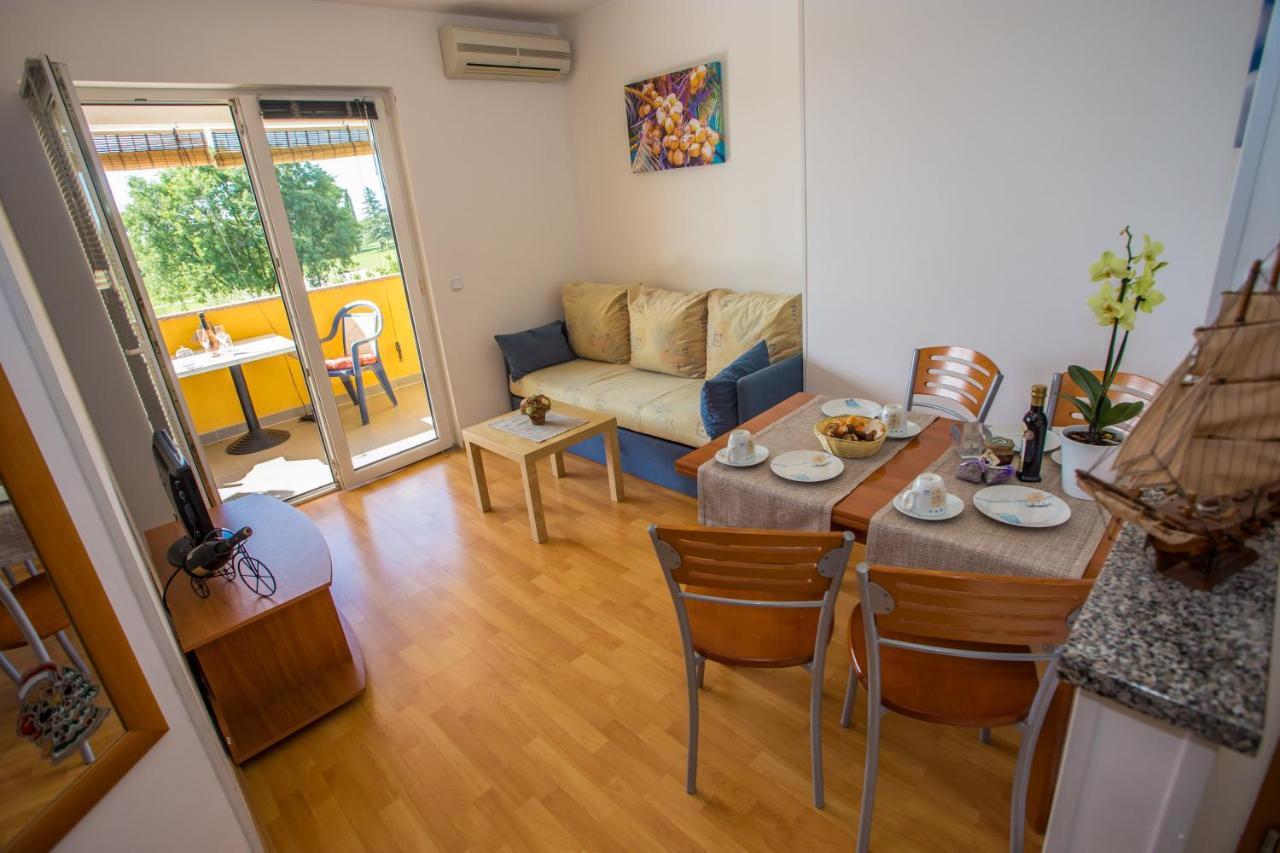 Apartamento Apartman Vlado Vrsar Exterior foto